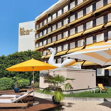 Ξενοδοχείο Royal Plaza 5*