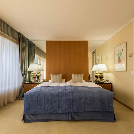 Royal Plaza Ξενοδοχείο