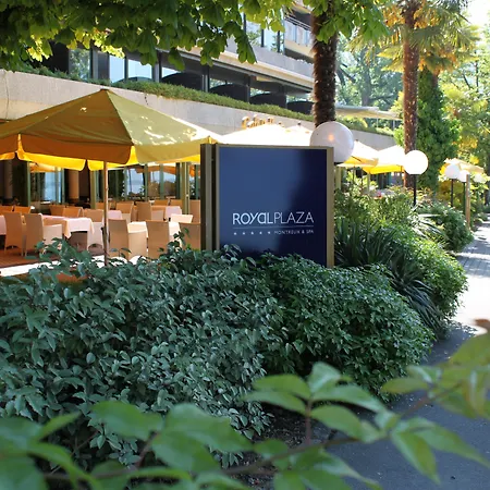 Hotel Royal Plaza 5*