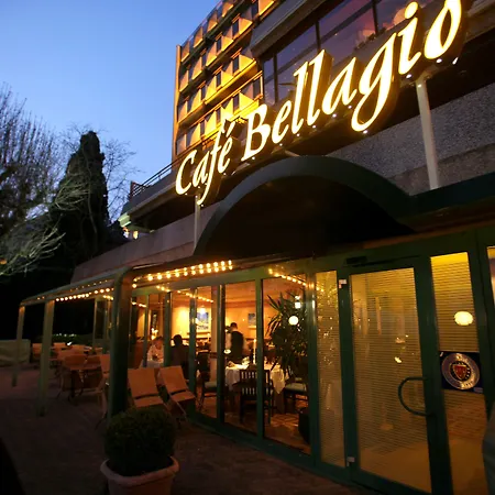 Hotel Royal Plaza 5*