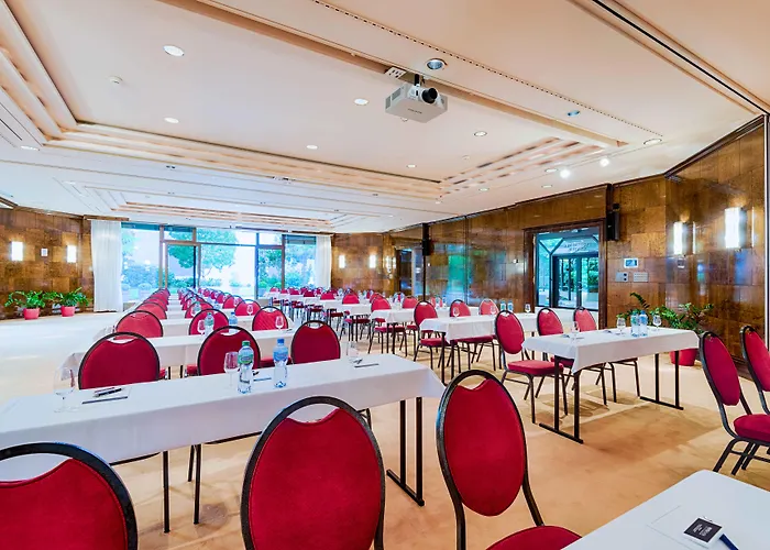 Szálloda Royal Plaza 5*