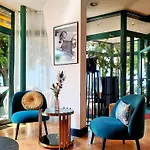 Royal Plaza Hotel