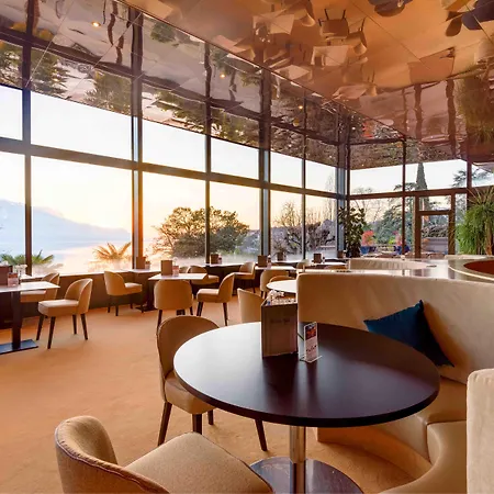 Royal Plaza モントルー